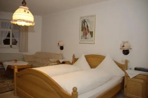 Penzion Gasthof Rohrig 2*